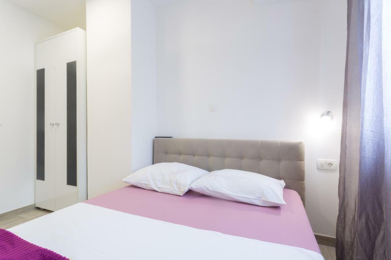 Apartment Ino *